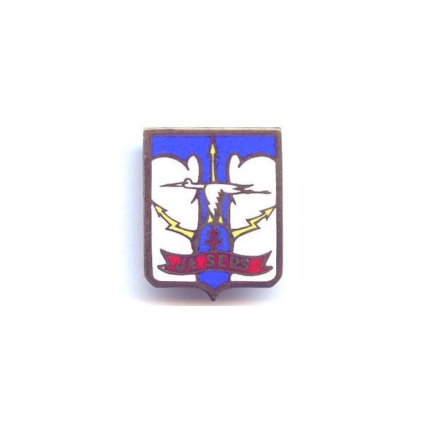 61° / 81° Compagnie de Transmissions , "je sers", cigogne, émail, matriculé 96, sans la molette