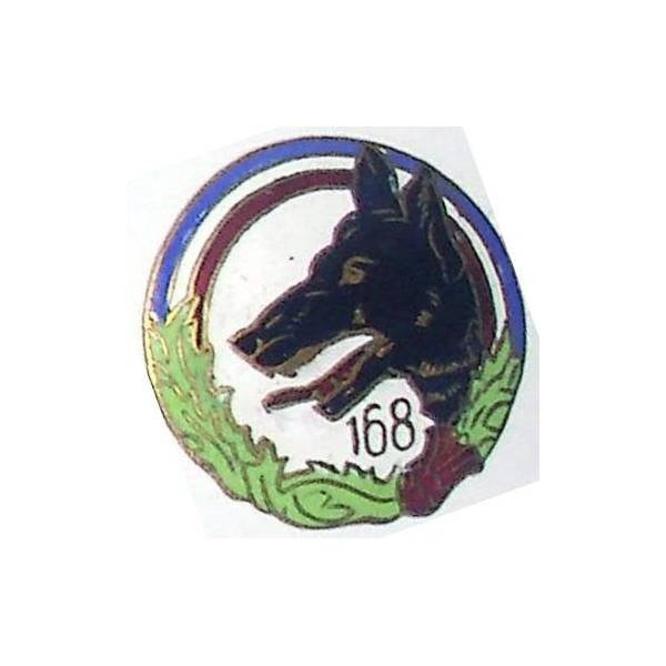 168° Régiment d'Infanterie , gros 168 sous la gueule de loup noir, attache à pivot, retour cassé