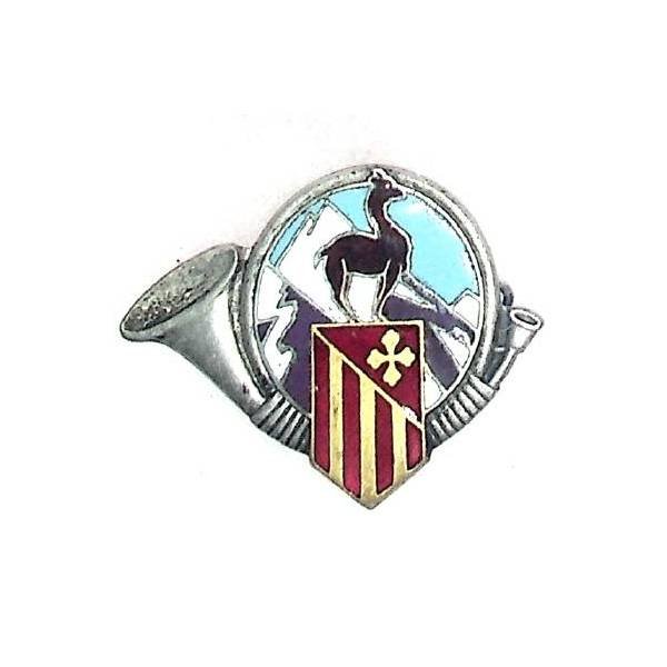 2° 1 / 2 Brigade de Chasseurs Pyrénéens , isard sur blason, argenté