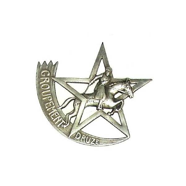 Groupement Druze , métal estampé, argenté, sans attache