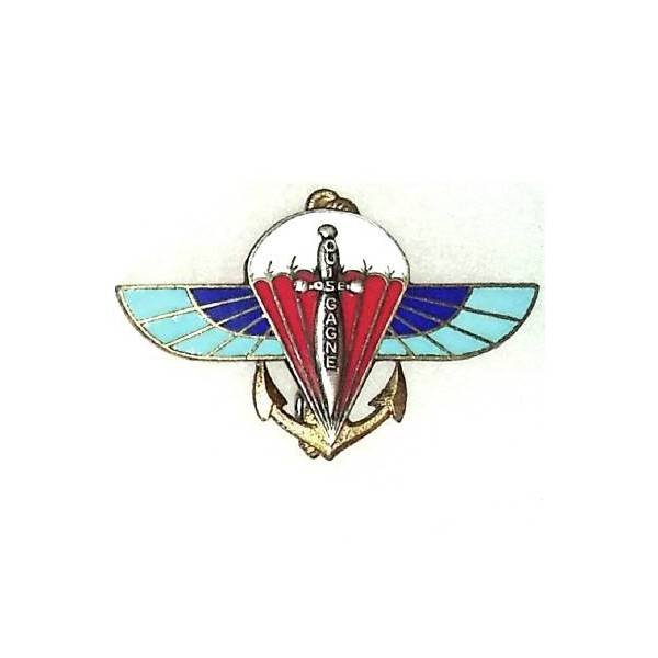2° Régiment Parachutiste d'Infanterie de Marine , glaive en relief, émail, boléro oblong, dos lisse avec devise