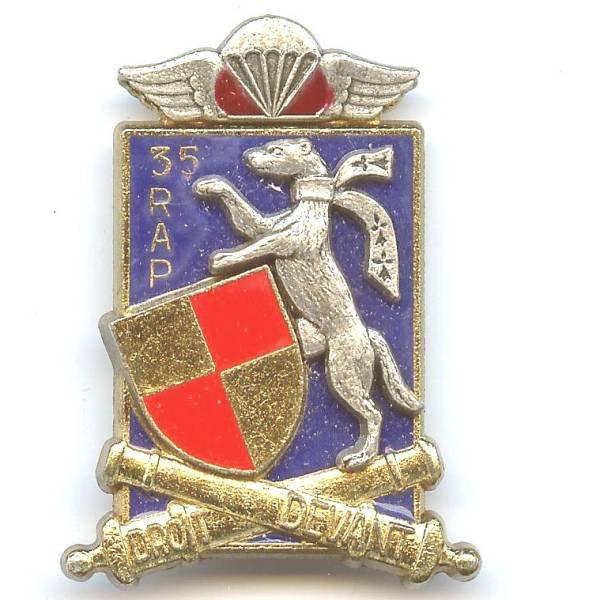 35° Régiment d'Artillerie Parachutiste , avec devise, hermine et attributs rapportés, épingle sertie