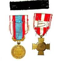 Ensemble Médaille du Maintien de l'Ordre en Algérie , Croix de la Valeur Militaire avec 1 étoile et leur rappel (Sergent Aubin)