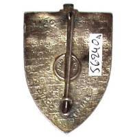 1° Régiment de Chasseurs à Cheval , 1 dans cor, argenté, résine, H 120 horizontal à gauche