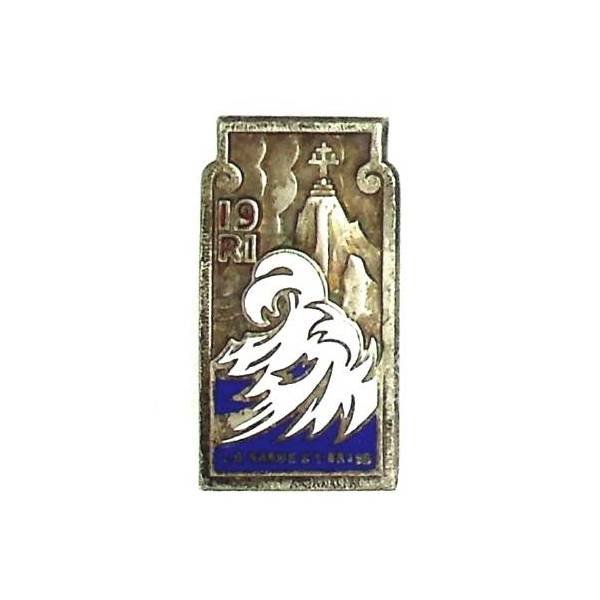 19° Régiment d'Infanterie , mer d'écume, "la vague s'y brise"