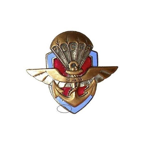 7° Bataillon Colonial de Commandos Parachutistes , patiné, infime éclat, manque 1 boléro