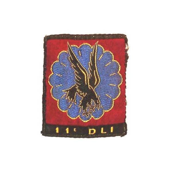 11° Division Légère d'Intervention , avec 11° DLI, en tissu brodé monté sur feutre