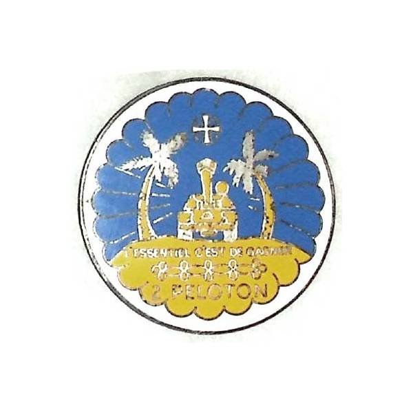 1° Régiment de Hussards Parachutistes / 1° Escadron / 2° Peloton , l'essentiel c'est de gagner, EBR jaune entre 2 palmiers