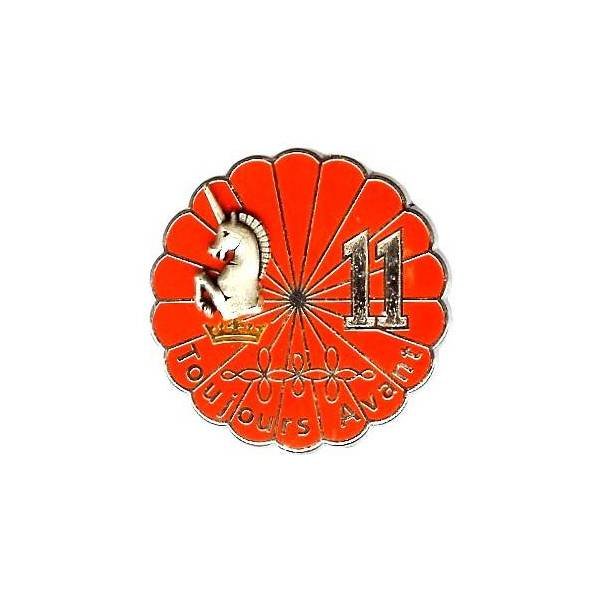1° Régiment de Hussards Parachutistes / 11° Escadron , rond, "toujours avant", matriculé 51