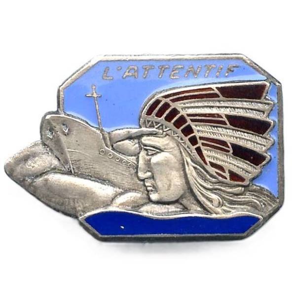 L' Attentif  (patrouilleur 1944-53) , tête d'indien, émail, dos grenu