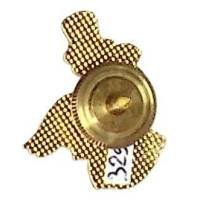 Escadrille 23 S , oiseau avec haut de forme et écharpe rouge, 20x23, attache à molette, breloque ?