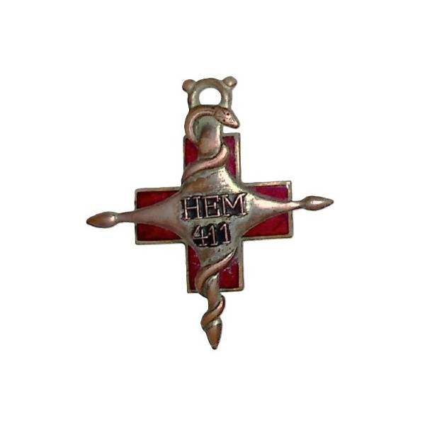 Hôpital d'Evacuation Motorisé 411 , croix d'Agadès d'argent qu'enroule un serpent d'or, patiné