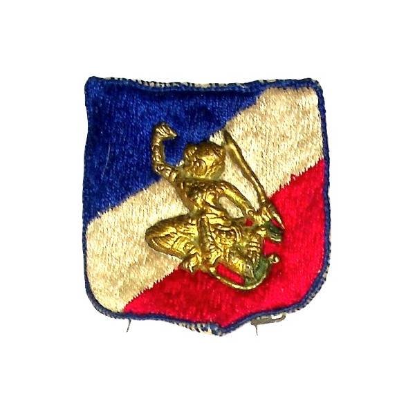 Mission Militaire Française près le Gouvernement Royal du Cambodge , tissu tricolore brodé