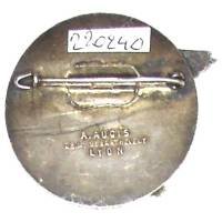 75° Régiment d'Artillerie , cheval ailé dans cercle fond plein, 75 jaune sur rouge translucide40 mm